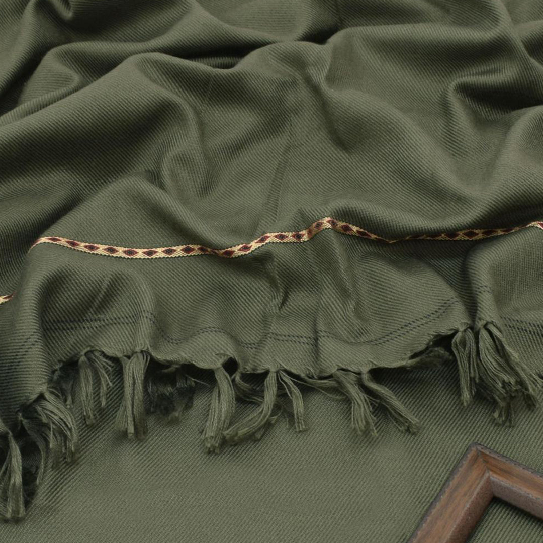 Soft & Warm Shawls Buy 1 Get 1 Free